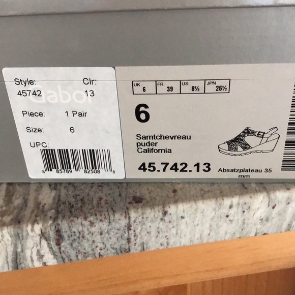 Gabor Perforated Suede Wedge Sandals 8.5 - Picture 6 of 6